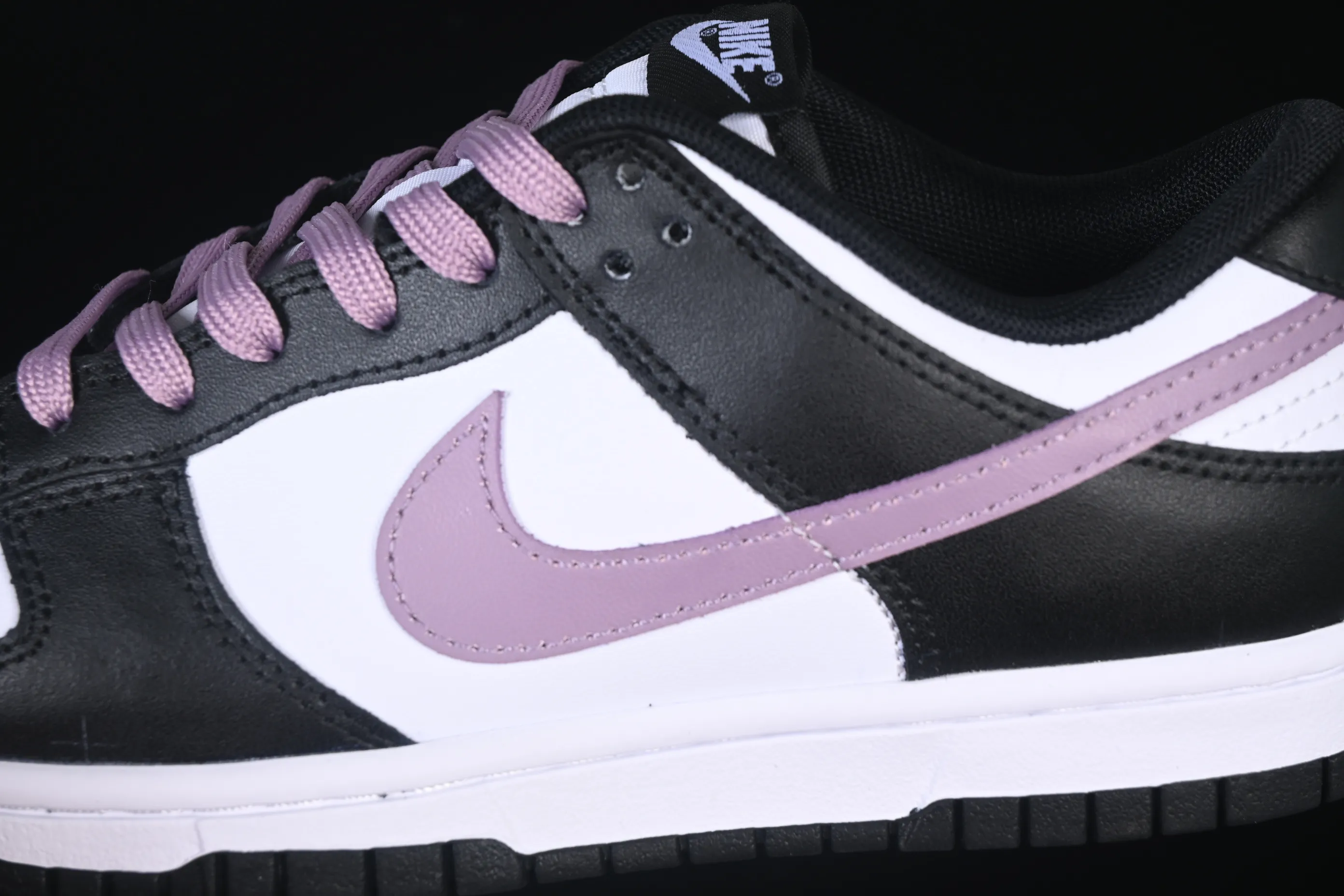 All categories Nk SB Dunk series Nk SB Dunk Low low-top sneakers Nike SB Dunk Low black and white purple hook low-top casual sneakers DD1391-100